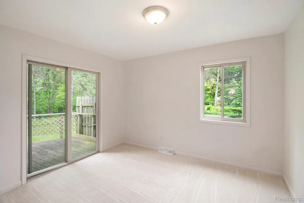 7831 Caberfae Trail Independence Charter Township MI 48348