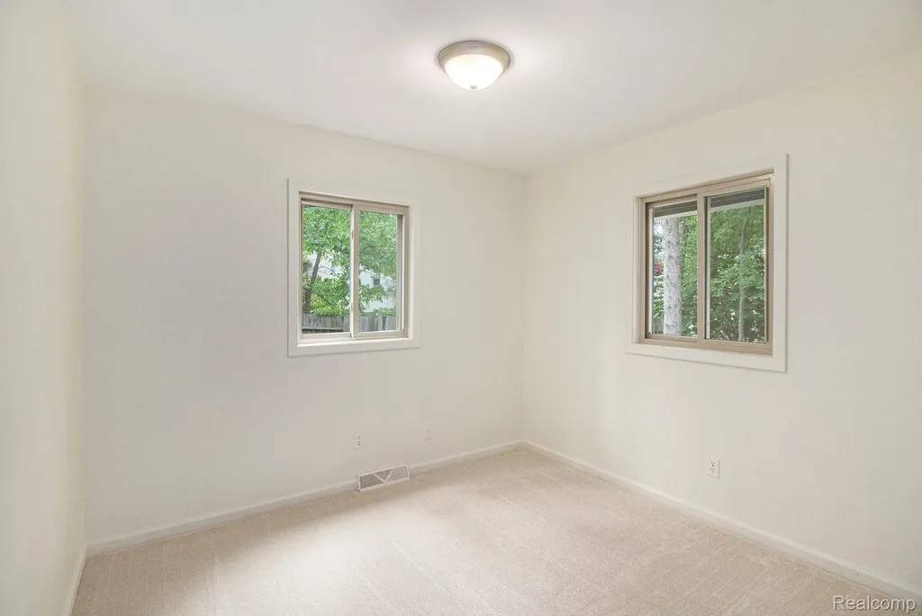 7831 Caberfae Trail Independence Charter Township MI 48348