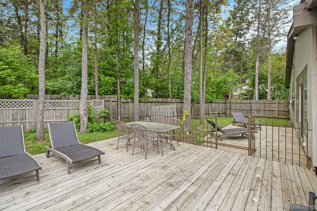 7831 Caberfae Trail Independence Charter Township MI 48348