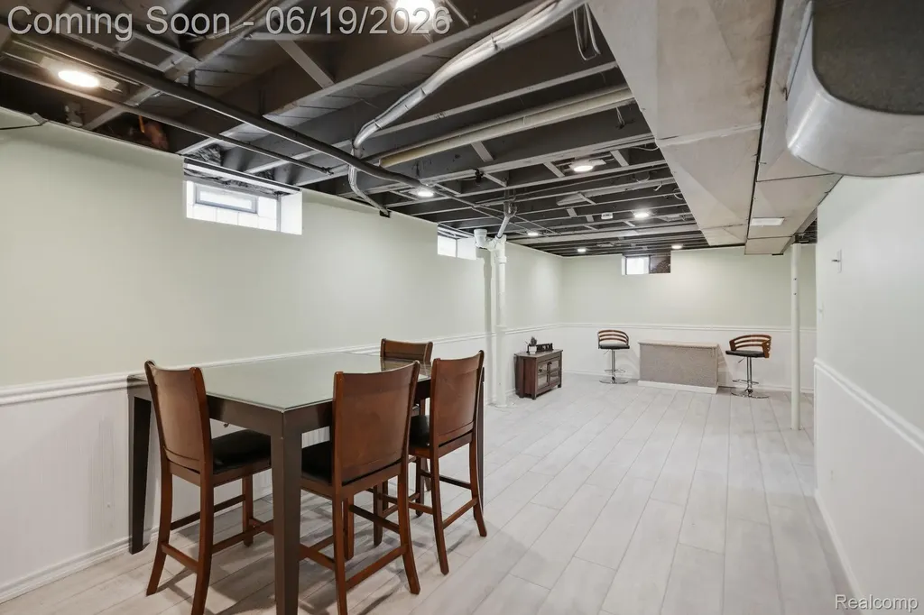 808 N Edison Avenue Royal Oak City MI 48067