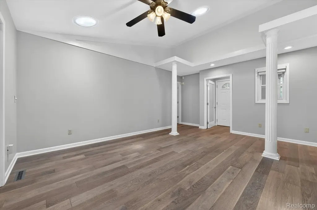 1259 Burgoyne Boulevard Rochester Hills City MI 48307