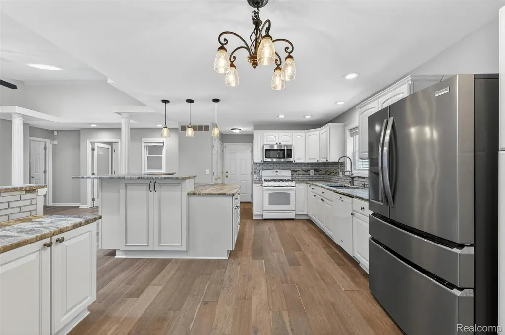 1259 Burgoyne Boulevard Rochester Hills City MI 48307
