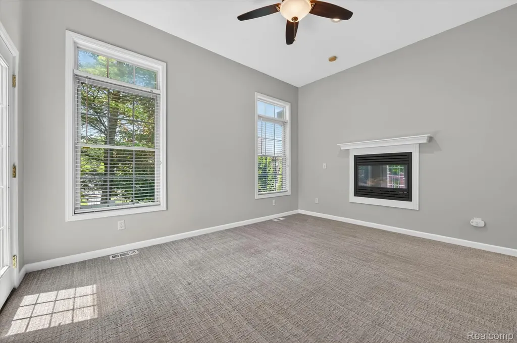 1259 Burgoyne Boulevard Rochester Hills City MI 48307
