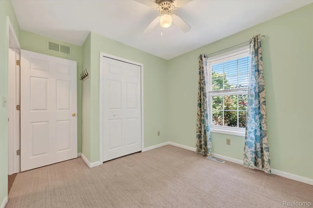 1259 Burgoyne Boulevard Rochester Hills City MI 48307