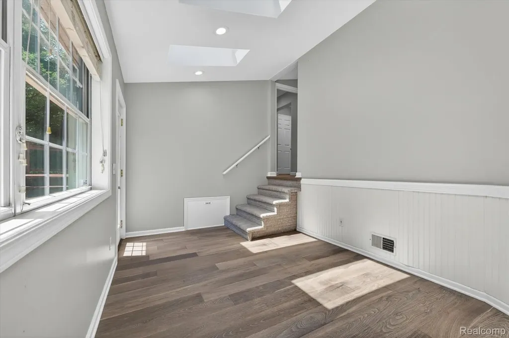 1259 Burgoyne Boulevard Rochester Hills City MI 48307