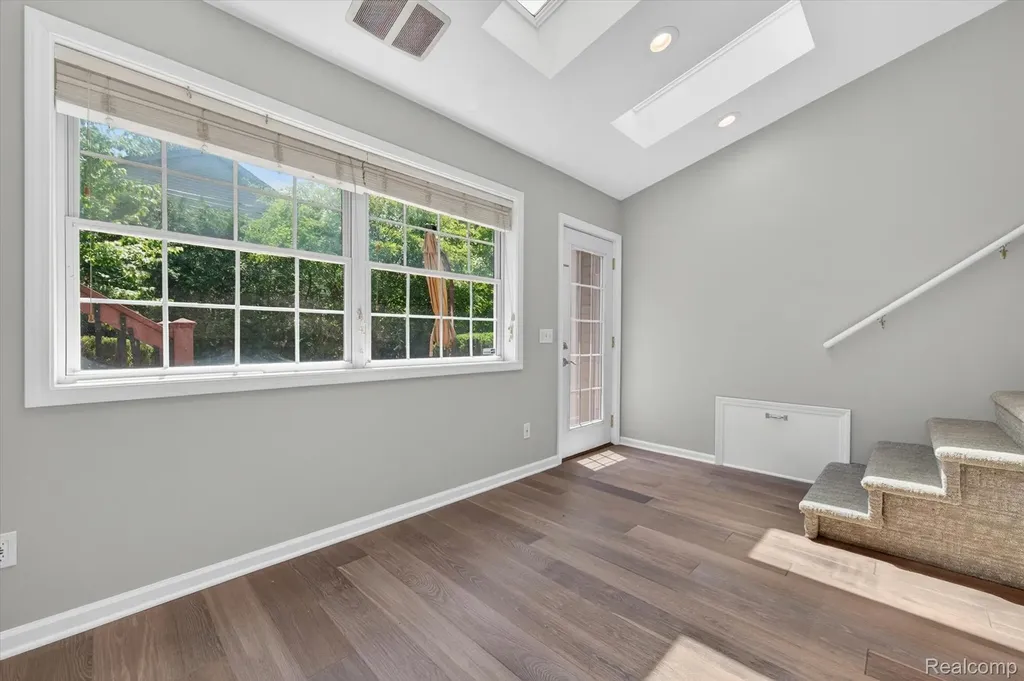1259 Burgoyne Boulevard Rochester Hills City MI 48307