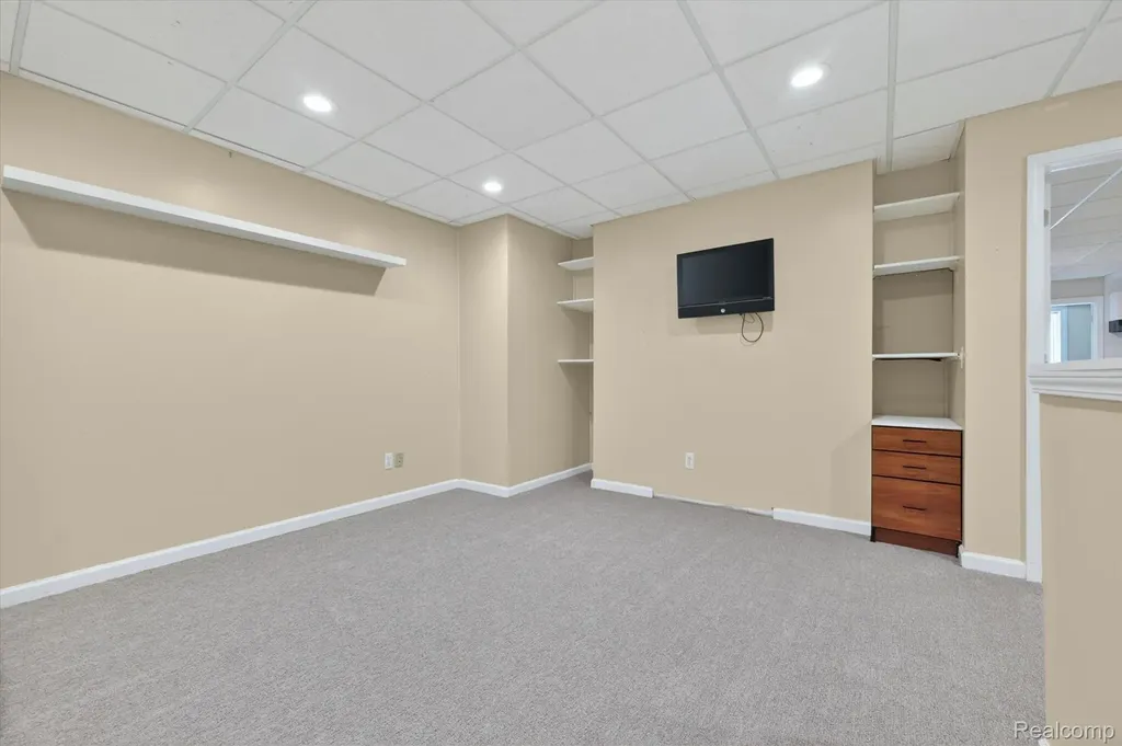 1259 Burgoyne Boulevard Rochester Hills City MI 48307