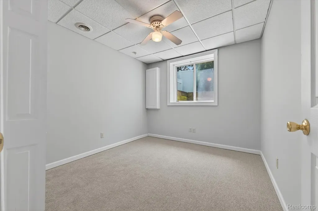 1259 Burgoyne Boulevard Rochester Hills City MI 48307