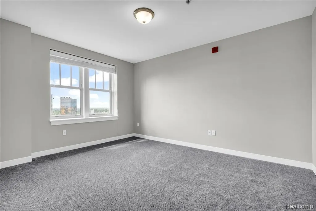 525 W Lafayette Boulevard Detroit City MI 48226