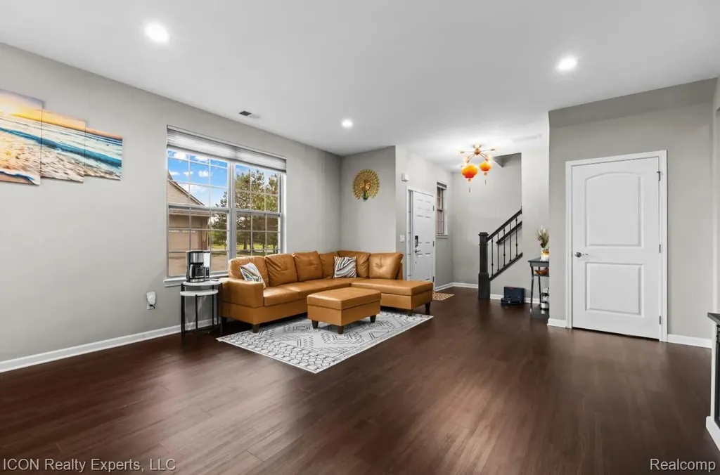 23668 Clarewood Street Macomb Township MI 48042
