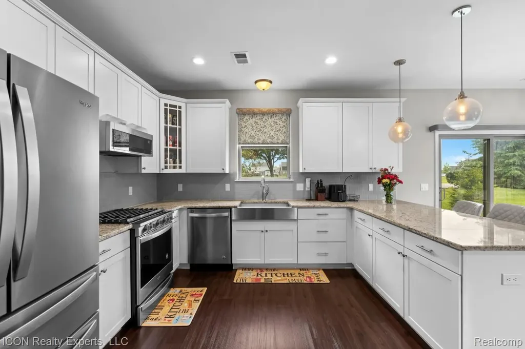 23668 Clarewood Street Macomb Township MI 48042