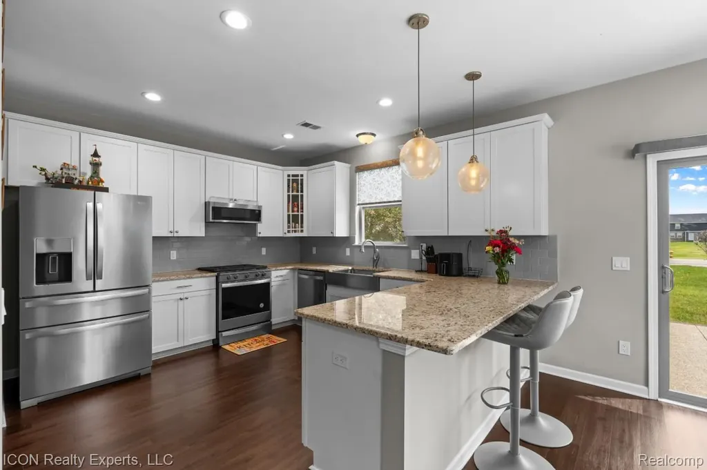 23668 Clarewood Street Macomb Township MI 48042