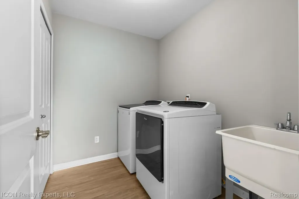 23668 Clarewood Street Macomb Township MI 48042