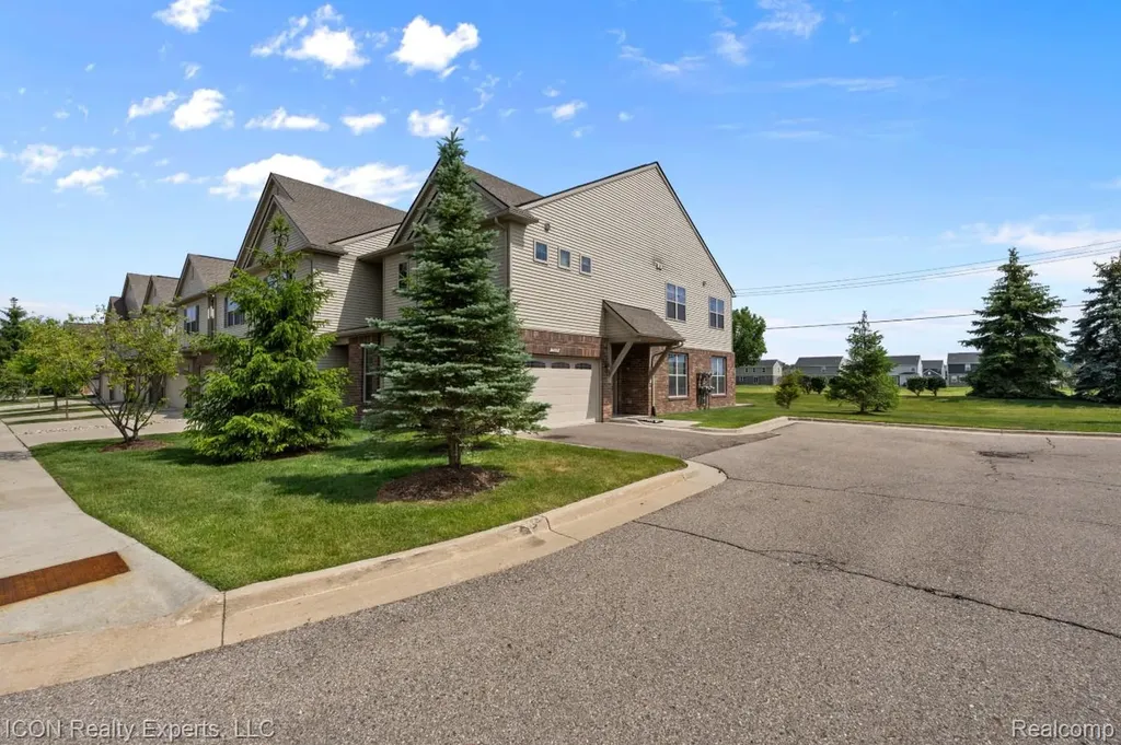 23668 Clarewood Street Macomb Township MI 48042