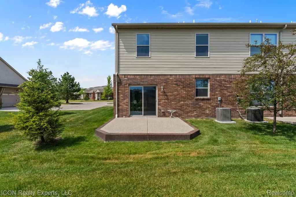 23668 Clarewood Street Macomb Township MI 48042