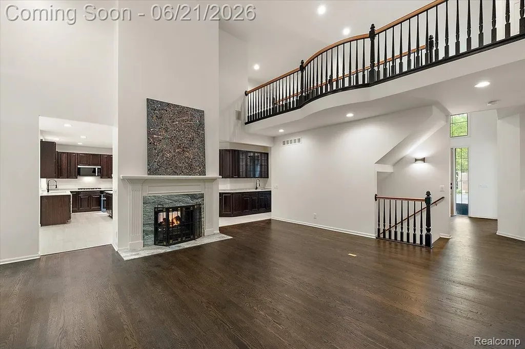 6403 W Oaks Drive West Bloomfield Charter Township MI 48324