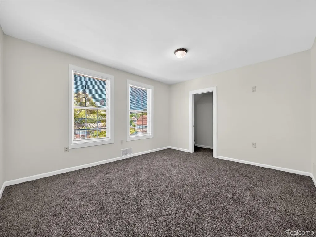 5345 Seebaldt Street Detroit City MI 48204