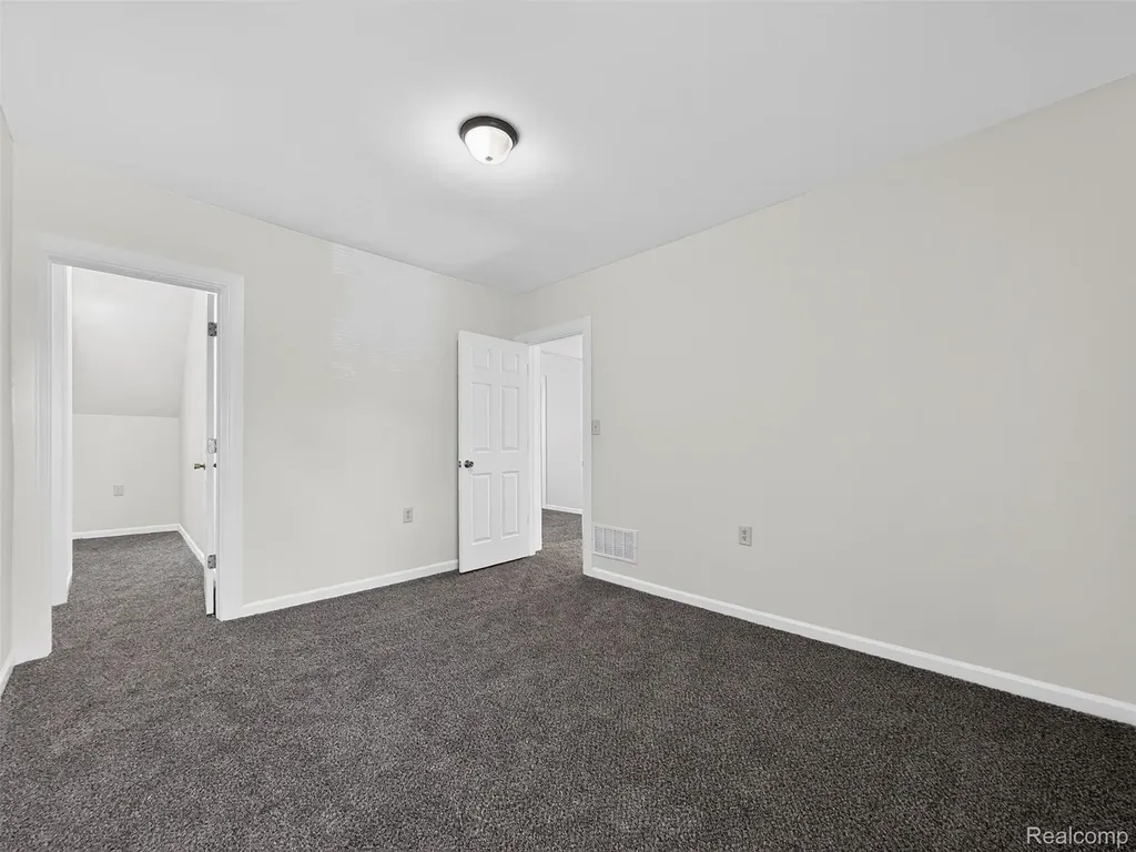 5345 Seebaldt Street Detroit City MI 48204