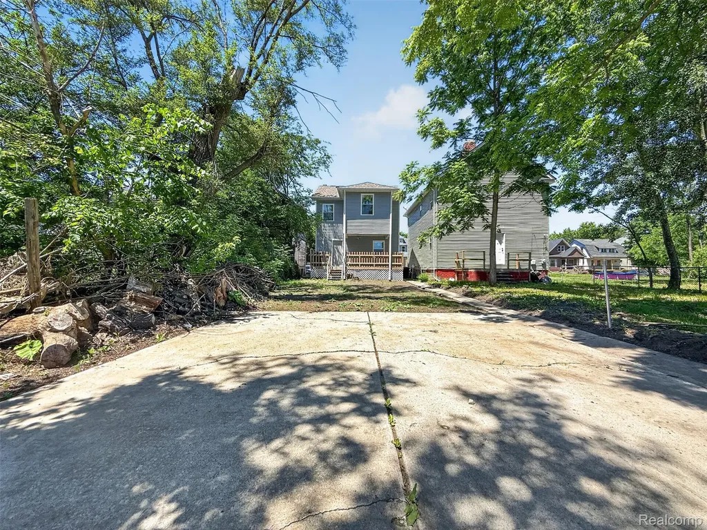5345 Seebaldt Street Detroit City MI 48204
