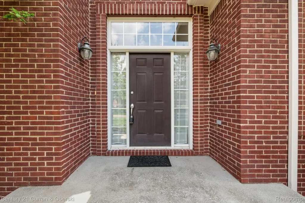 27852 Larson Lane Farmington Hills City MI 48331