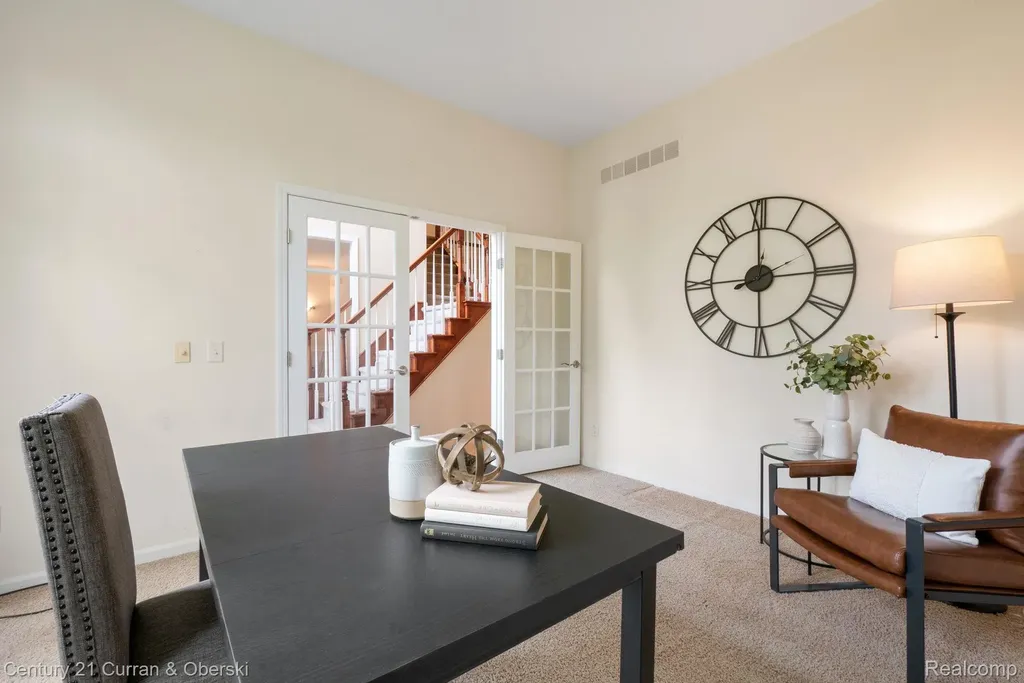 27852 Larson Lane Farmington Hills City MI 48331