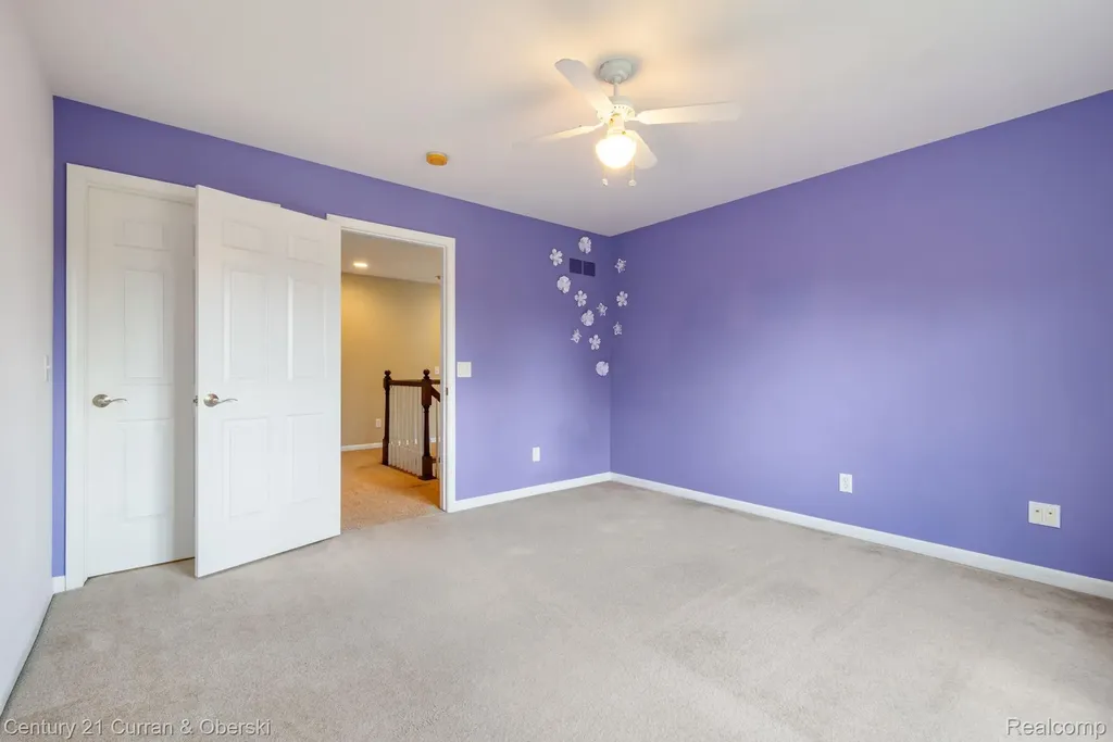 27852 Larson Lane Farmington Hills City MI 48331