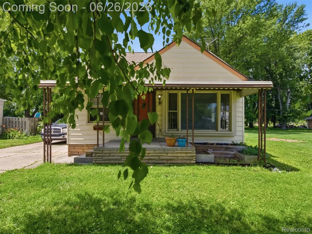 30885 Tennessee Street Roseville City MI 48066