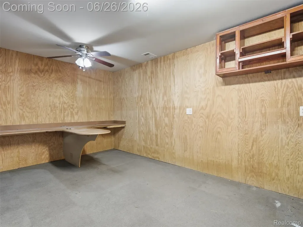 30885 Tennessee Street Roseville City MI 48066