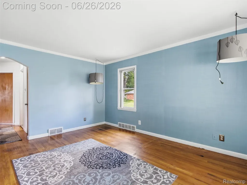 30885 Tennessee Street Roseville City MI 48066