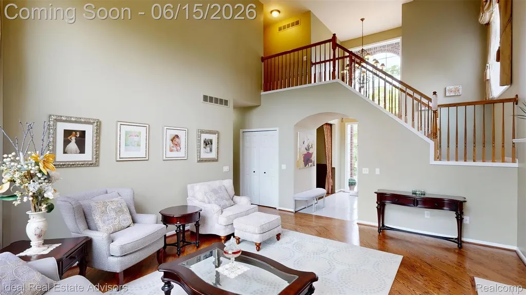 1364 Kentfield Drive Rochester City MI 48307