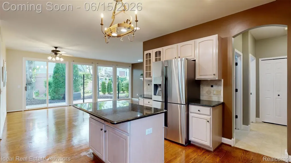 1364 Kentfield Drive Rochester City MI 48307