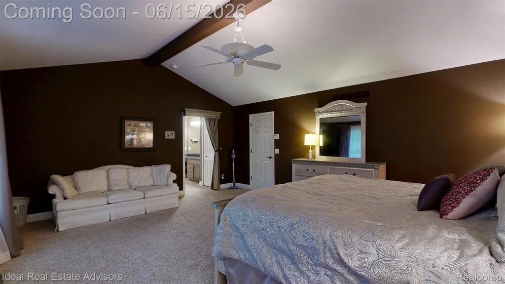 1364 Kentfield Drive Rochester City MI 48307