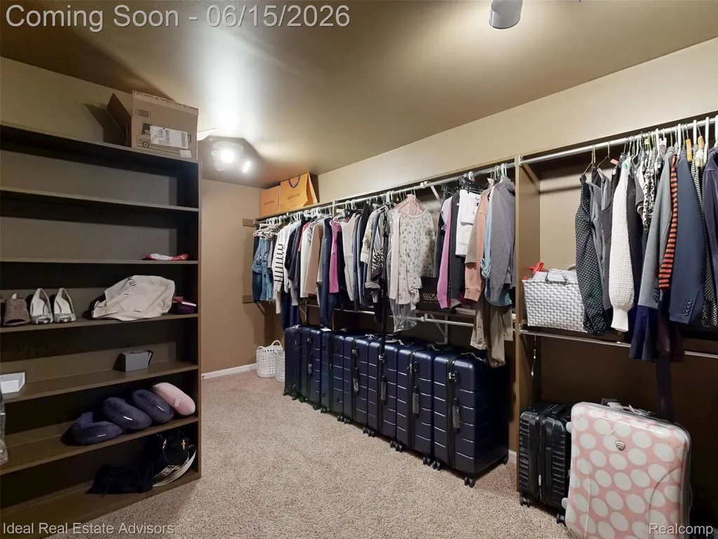1364 Kentfield Drive Rochester City MI 48307