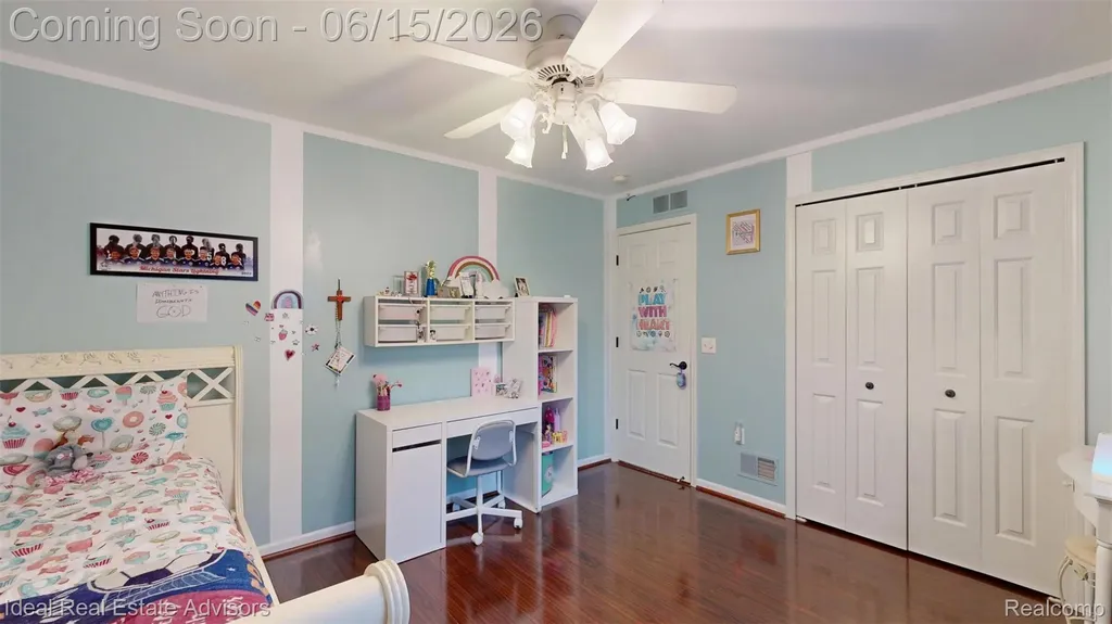 1364 Kentfield Drive Rochester City MI 48307