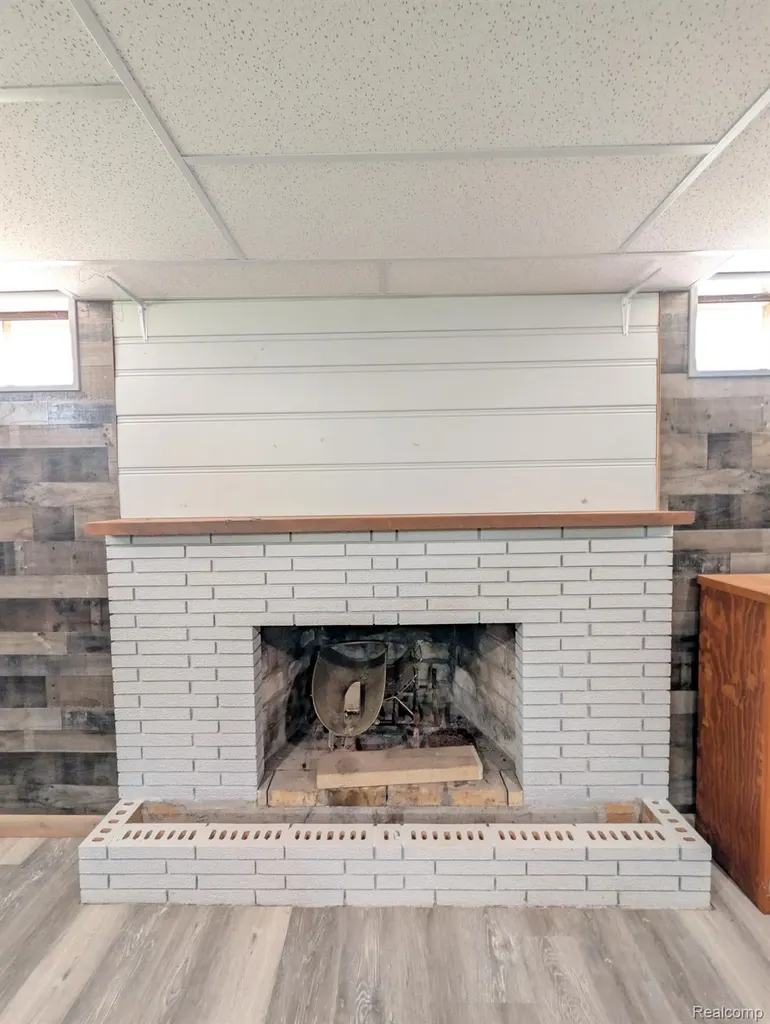 12154 Benson Road Mt. Morris City MI 48458