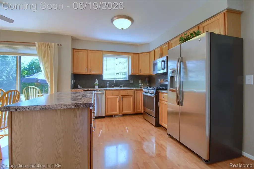 3339 Riverside Drive Canton Charter Township MI 48188
