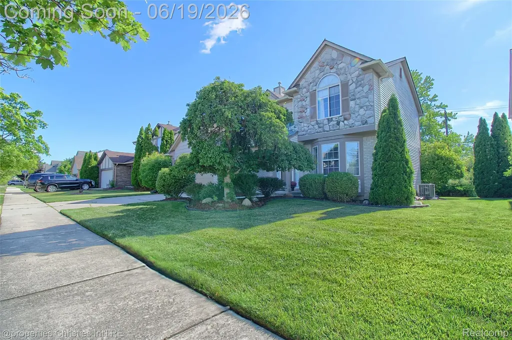 3339 Riverside Drive Canton Charter Township MI 48188