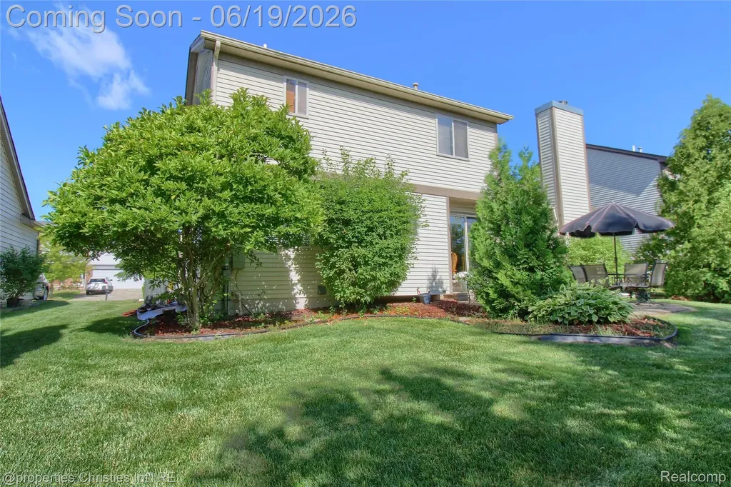 3339 Riverside Drive Canton Charter Township MI 48188