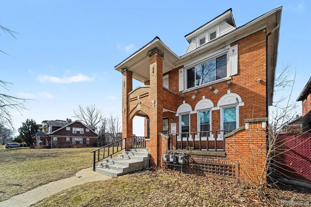 12703 Stoepel Street Detroit City MI 48238