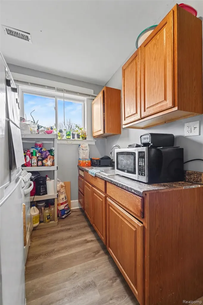12703 Stoepel Street Detroit City MI 48238
