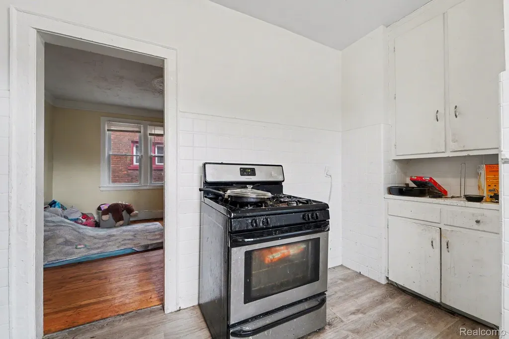 12703 Stoepel Street Detroit City MI 48238