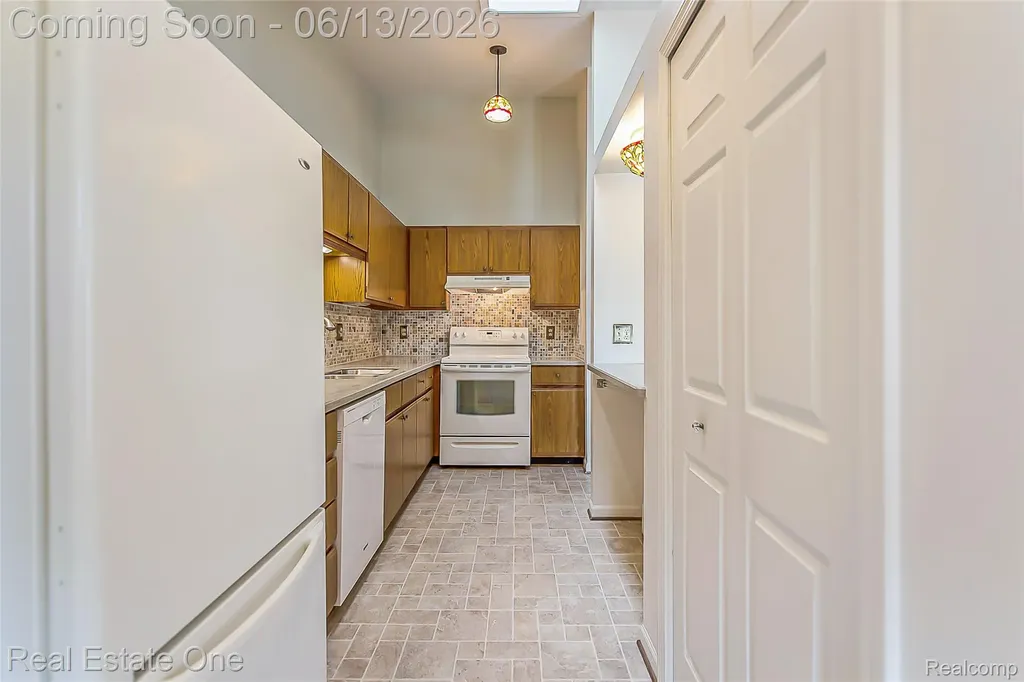 62292 Yorktown Drive South Lyon City MI 48178