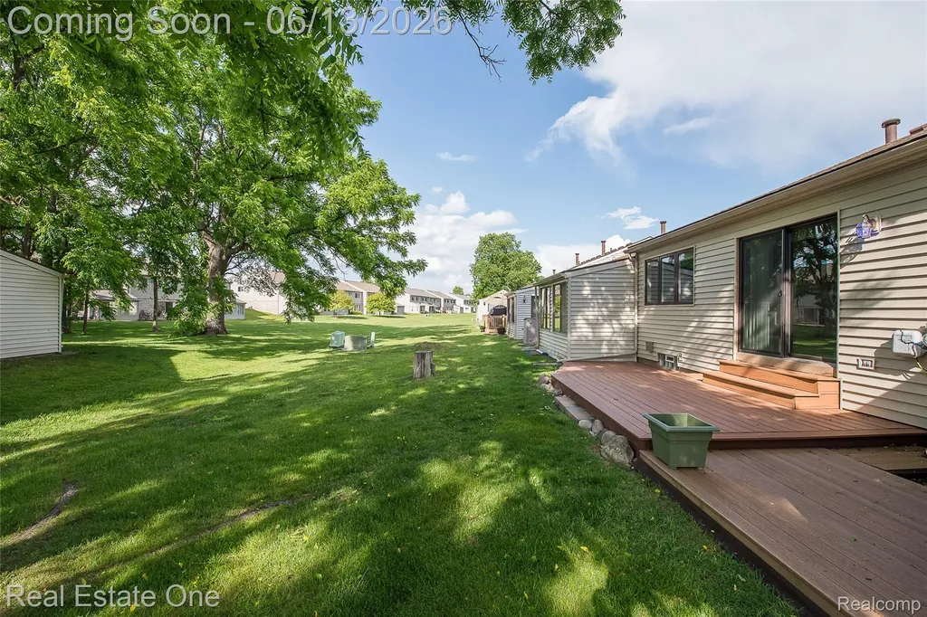 62292 Yorktown Drive South Lyon City MI 48178
