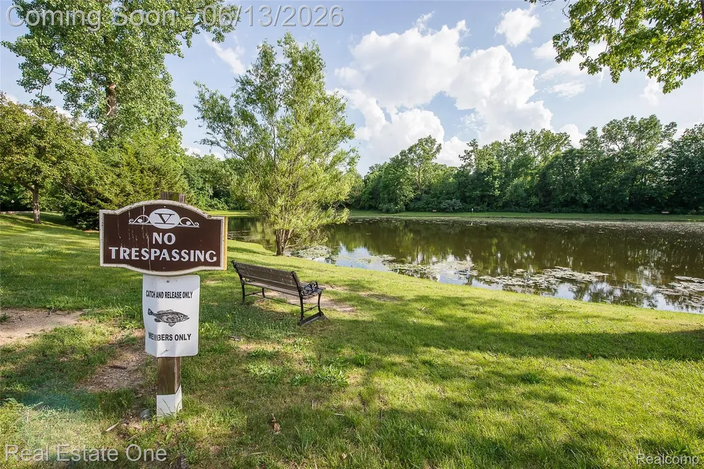 62292 Yorktown Drive South Lyon City MI 48178