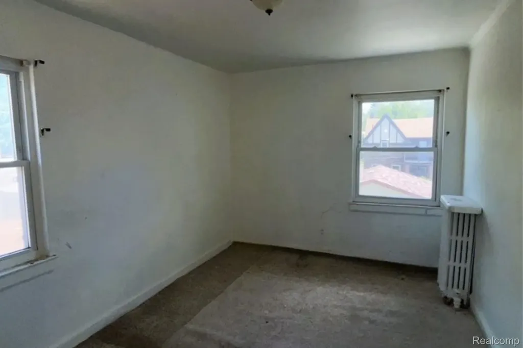 17530 Santa Barbara Drive Detroit City MI 48221
