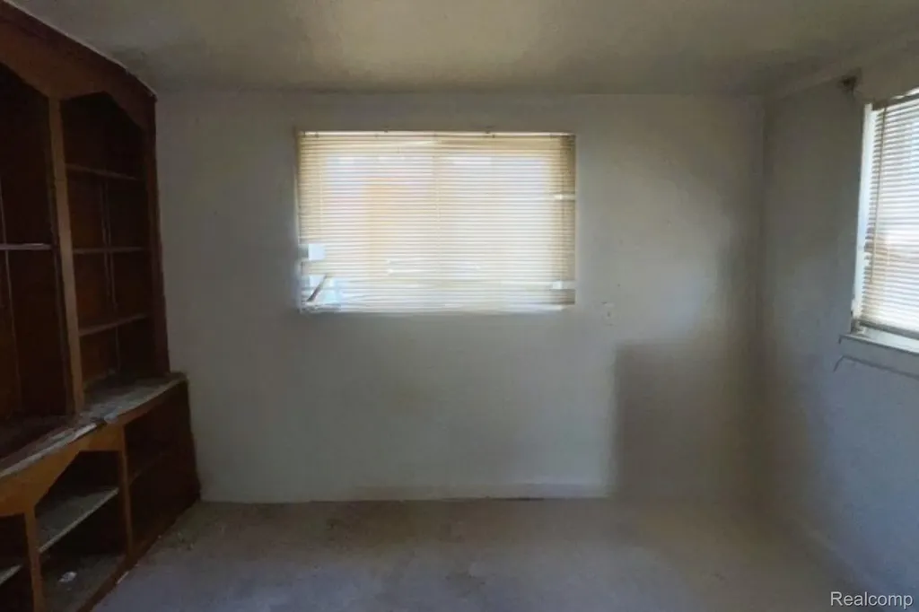 17530 Santa Barbara Drive Detroit City MI 48221