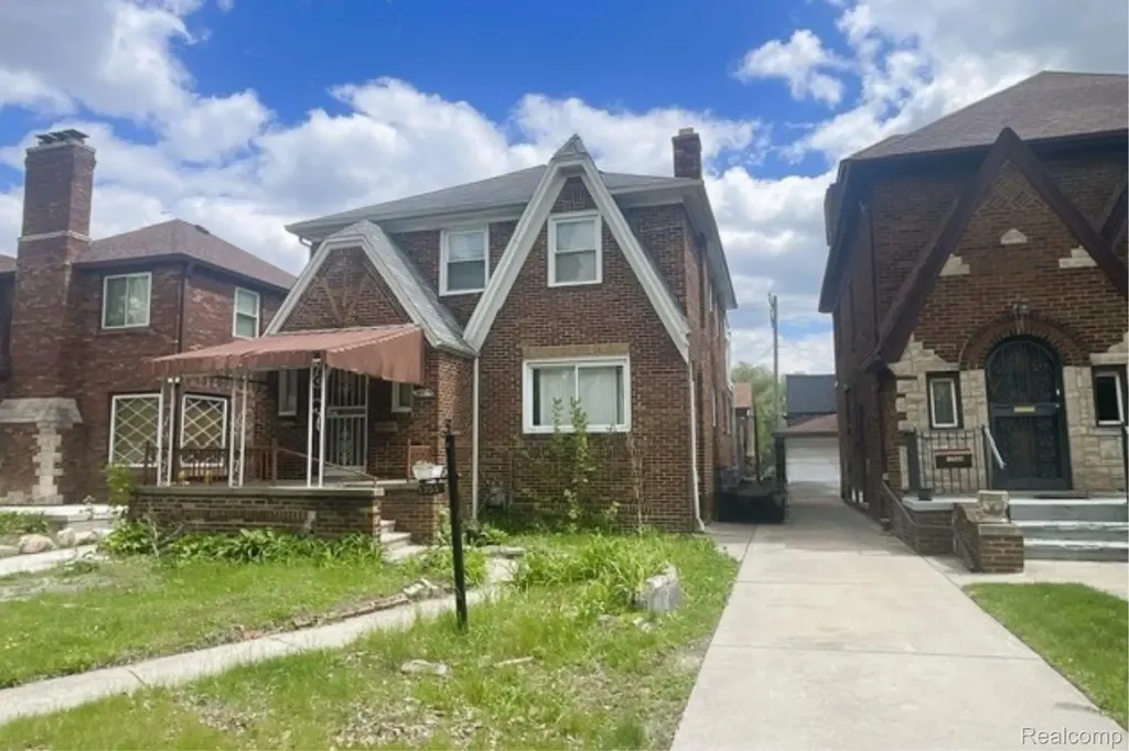 17530 Santa Barbara Drive Detroit City MI 48221