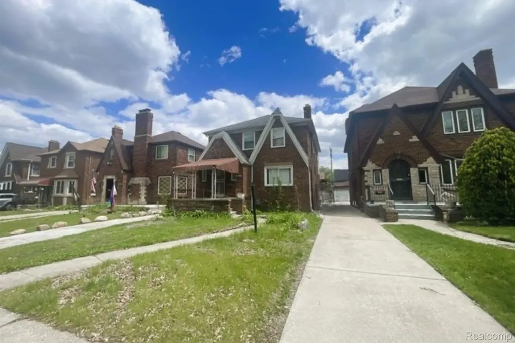 17530 Santa Barbara Drive Detroit City MI 48221