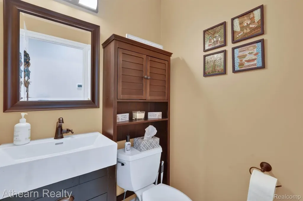 5326 Lake Forest Boulevard Genoa Township MI 48116