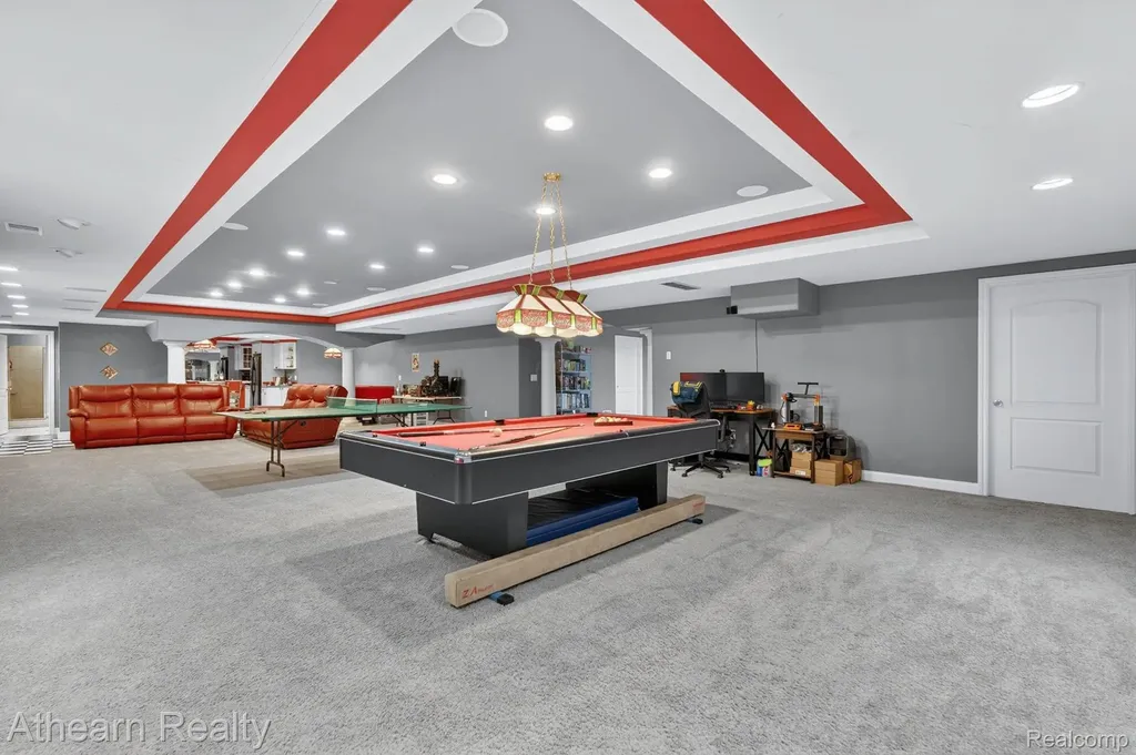 5326 Lake Forest Boulevard Genoa Township MI 48116